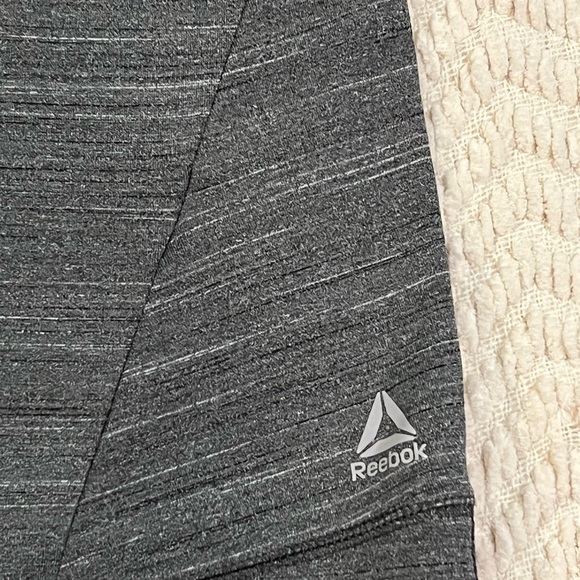 Reebok Gray Space Dye Back Vent 1/4 Sleeve Pullover Women's Medium - Picture 11 of 12